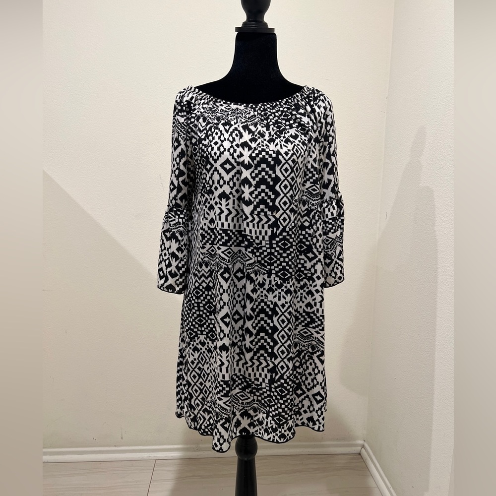 R Rouge Women's sheath dress, bell sleeves, Midi dress, black & White Boho Small